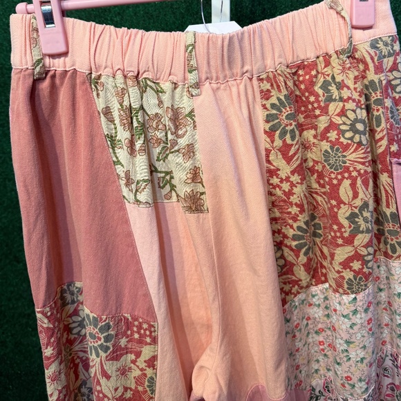 🔥130 NWT Boutique BlueVelvet Patchwork Pink Pants - Picture 8 of 9